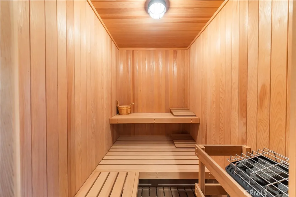 64 Laurel Drive, Rancho Palos Verdes, California 90275 home-pic-36